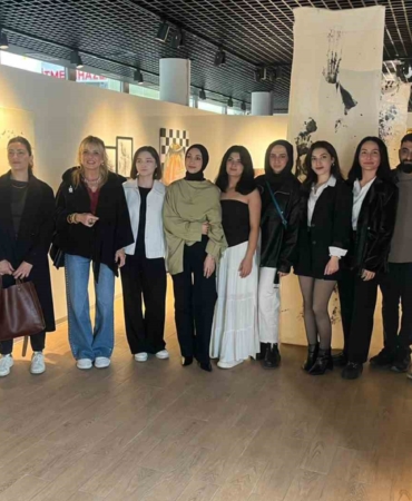 BŞEÜ’lü genç sanatçılar İstanbul’daki prestijli sergide