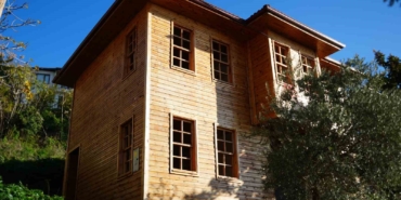 Yeşilçam efsanesinin evi "yılan hikayesine" döndü