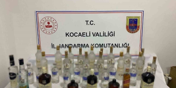 Yılbaşı öncesi kaçakçılara darbe: Milyonluk sahte alkol ve ürün ele geçirildi