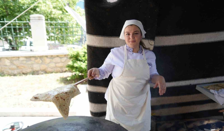 Ertuğrul Gazi’nin ev sevdiği yemeklerinde ’Yoğurtlu Gözleme’ coğrafi işaret yolunda
