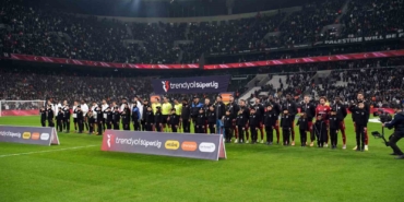 Trendyol Süper Lig: Beşiktaş: 0 - Gaziantep FK: 1 (Maç devam ediyor)
