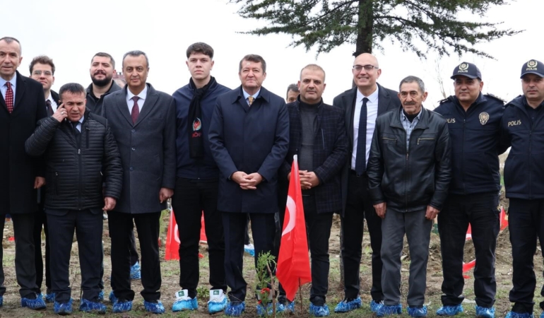 Bilecik’te şehitler adına fidan dikimi gerçekleştirildi