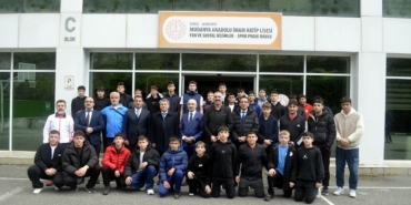 Şampiyon güreşçilere destek sözü