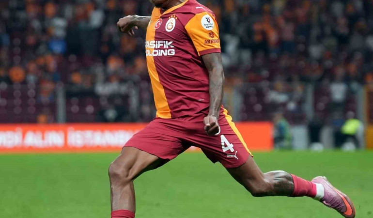 Ismail Jakobs ve Cherif Ndiaye, Senegal’in Afrika Uluslar Kupası kadrosunda yer aldı