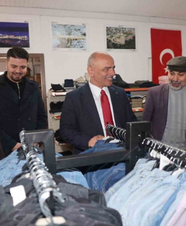 Körfez’de ihtiyaç sahipleri için "Sevgi Mağazası" kapılarını açtı