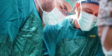 Bilecik’te ilk defa karın zarı açılmadan ’Rahim Koruyucu Sakrokolpopeksi’ ameliyatı yapıldı