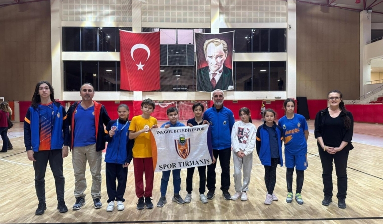 Küçük tırmanışçılar İnegöl’e dereceyle döndü