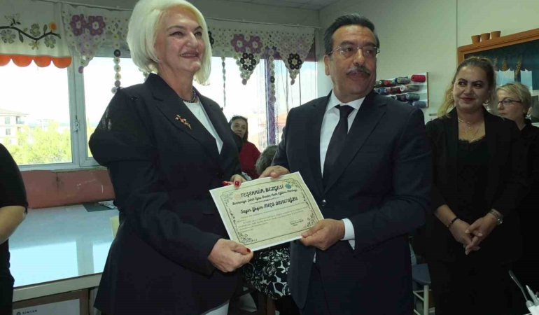 Balıkesir’de kadın hayırsevere Kaymakam teşekkürü