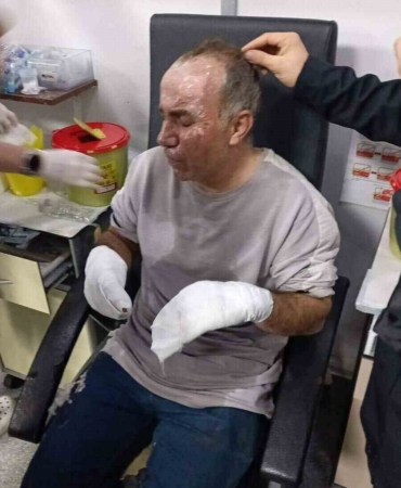 Avcılar’da seyir halinde yanan minibüsün alevler içinde kaldığı görüntüler ortaya çıktı