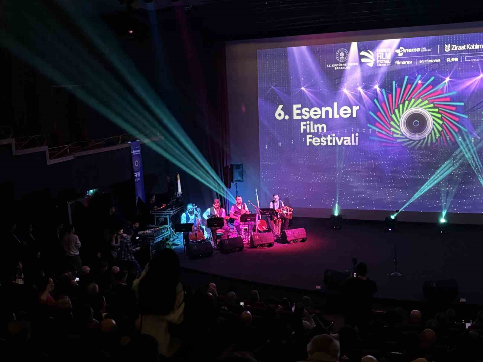 Esenler Belediyesi’nin düzenlediği ’6. Esenler Film Festivali’ ödülleri sahiplerini buldu