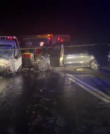 Panelvan ile kamyonet çapıştı: 1 ölü, 3 yaralı