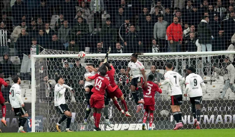 Beşiktaş yine kalesini gole kapatamadı