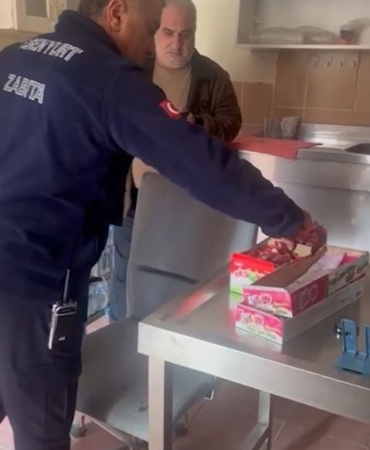 Esenyurt’ta okul kantinlerine sıkı denetim: Kurallara uymayan kantin mühürlendi