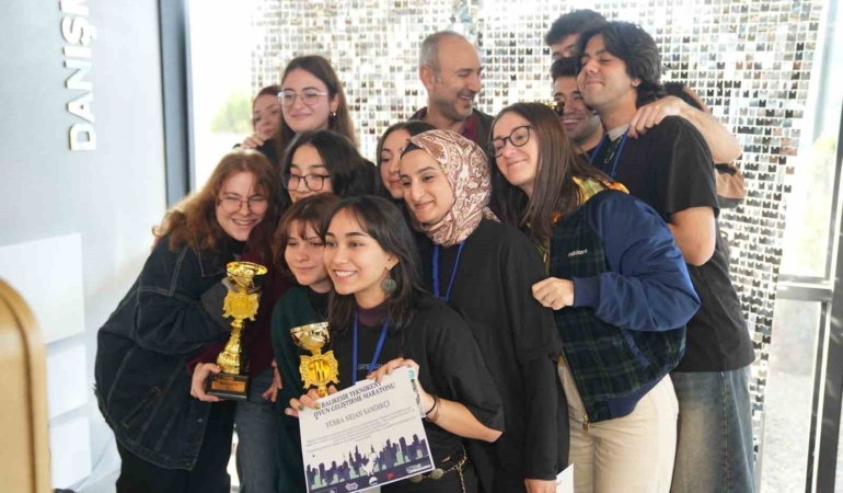 Balıkesir Teknokent Oyun Geliştirme kampı gerçekleştirildi