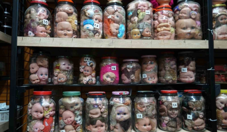 Görenleri ürküten sıra dışı koleksiyon