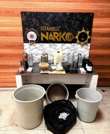 Şişli’de uyuşturucu imalathanesine baskın: 97 kilo uyuşturucu ele geçirildi