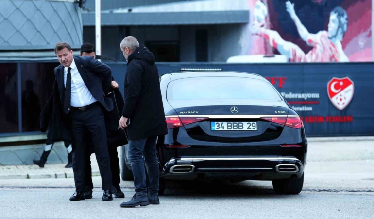 Beşiktaş Başkanı Serdal Adalı Riva’da