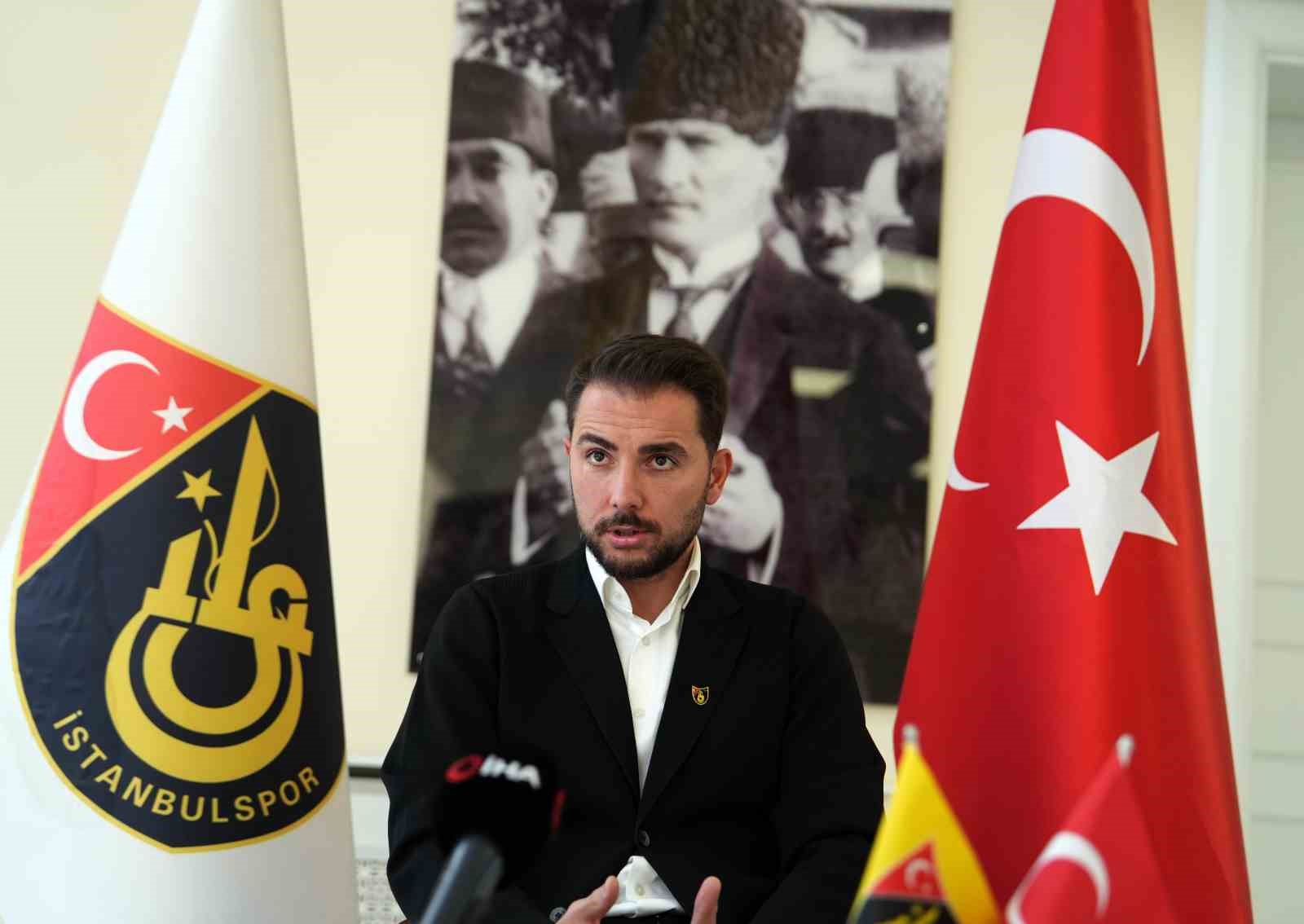 Barış Kanbak: "Ülkemizde gençlere şans verebilmek bazen cesaret istiyor"