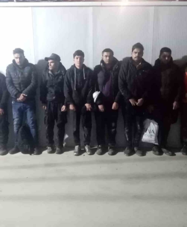 Edirne’de 20 kaçak göçmen sınırda yakalandı