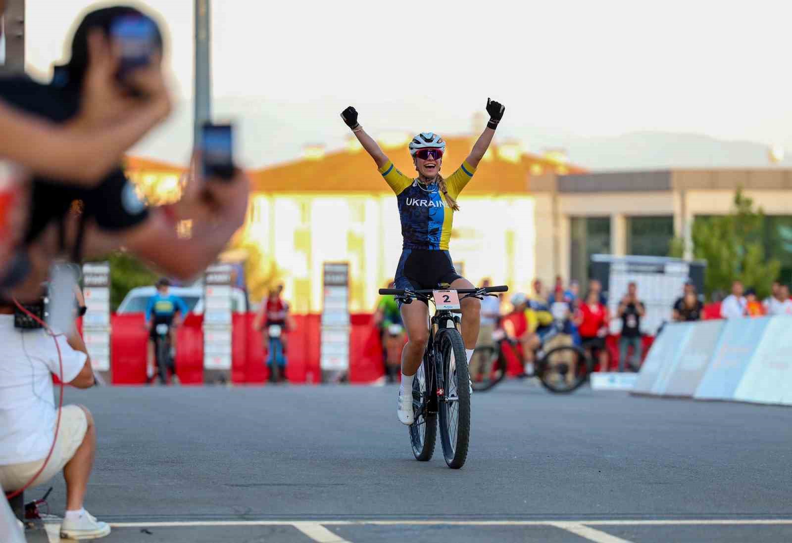 Sakarya BB Pro Team, 2026 sezonu kadrosunu tanıttı