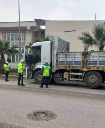 Büyükşehir, ağır tonajlı araç denetimlerini sürdürüyor