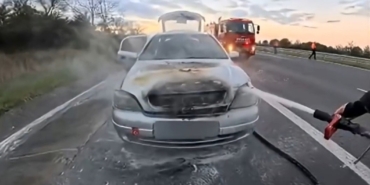 Tekirdağ-Kırklareli sınırında araç yangını: Ekipler zamanla yarıştı