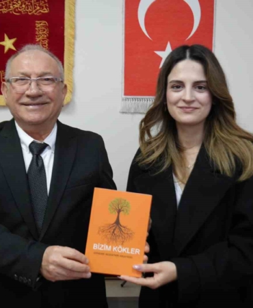 Recep Dindar Vakfı öğrencilere burs vermeye başladı