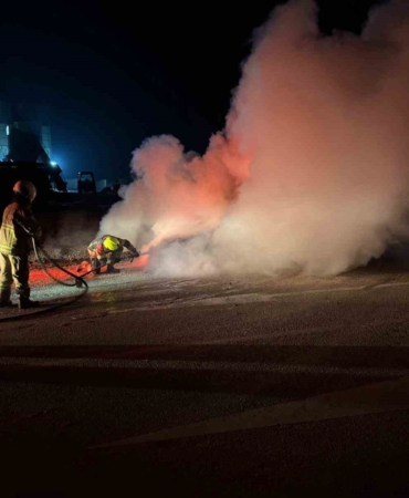 Bandırma-Susurluk karayolunda araç yangını