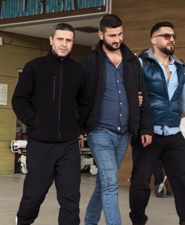 Bursa’da narko ekipleri uyuşturucu tacirlerini suçüstü yakaladı