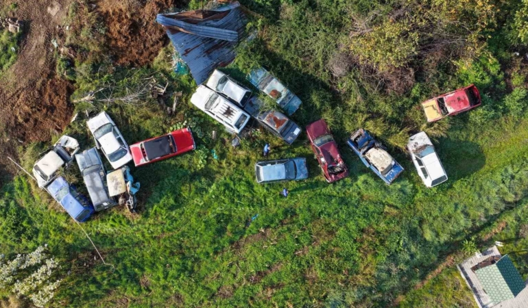 Başiskele’de hurda araçlar toplanıyor
