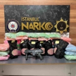 Avcılar’da bir eve zulalanan 601 bin 380 adet uyuşturucu hap ele geçirildi