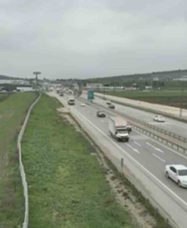 Bursa’da trafik polisleri dron ile görüntüledi, ihlalleri affetmedi