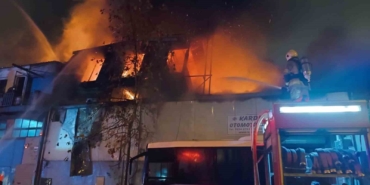 Bursa’da iş yeri yangını: Alevler çevredeki işletmelere sıçradı