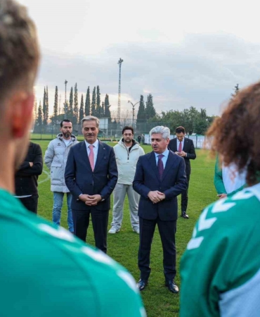 Vali Doğan ve Başkan Alemdar’dan Sakaryaspor ziyareti