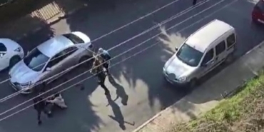 "Adam olsaydın" sözünü duyunca eski eşini 15 yerinden bıçaklamış