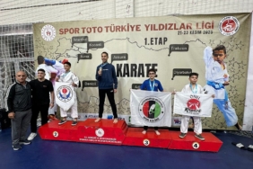 Gaziosmanpaşalı karatecilerden Türkiye Yıldızlar Ligi’nde 14 madalya