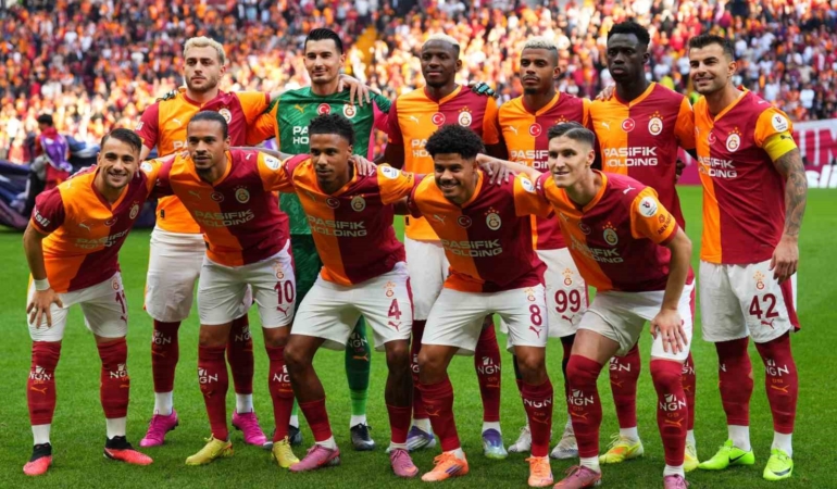 Galatasaray ligin ilk yarısını lider tamamladı