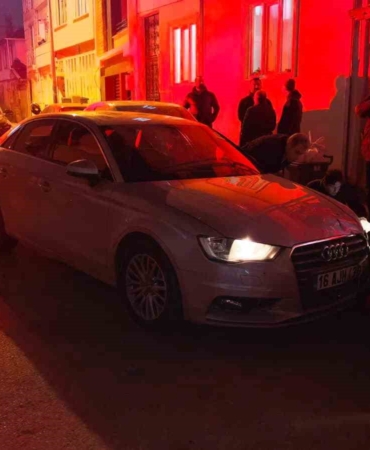 Dur ihtarına uymayan 18 yaşındaki sürücü 5 kilometrelik kovalamaca sonunda yakalandı