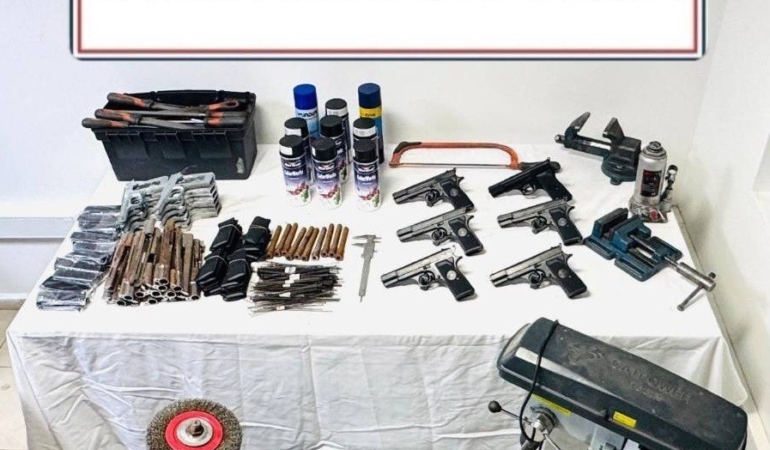 Kocaeli’de silah imalathanesine dönüştürülen adrese operasyon