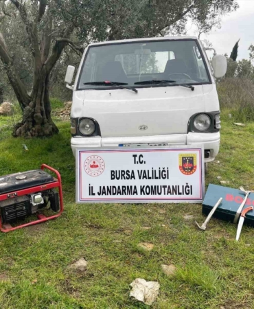 İznik’te kazı yapan 2 kişi yakalandı