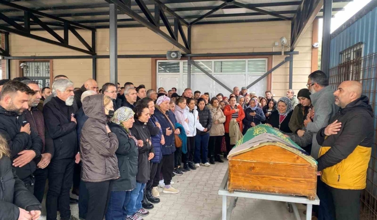 Otobüsün altında sürüklenen kadından acı haber