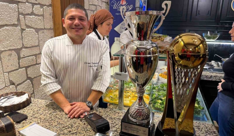 Lokanta Bahar’dan Ferhatoğlu Edremit Belediyesi Gürespor’a anlamlı destek