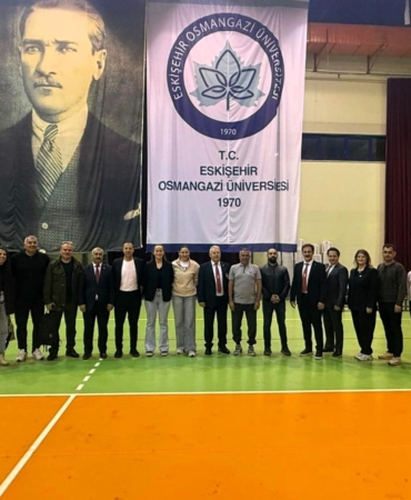 SUBÜ’den voleybolda çifte birincilik