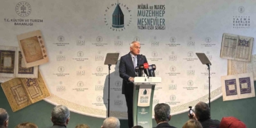 Mevlana’nın 7 asırlık Mesnevi mirası "Mana ve Nakış: Müzehhep Mesneviler Yazma Eser" sergisinde anlatıldı