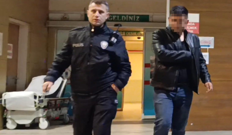 Kamyonet ile 3 araca çarptı, 2.49 promil alkollü olduğu tespit edildi