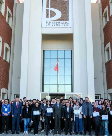 BŞEÜ’de ÜNİDES sertifika töreni