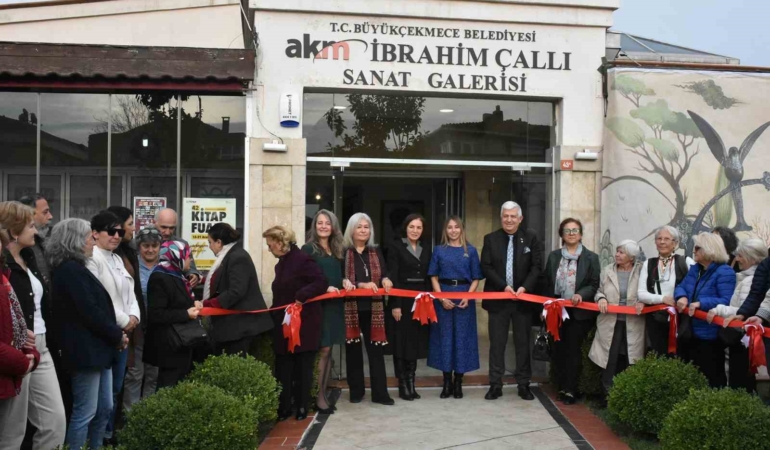 Koleksiyoner Ebru Turhan’ın sergisi, sanatseverleri doğayla buluşturdu