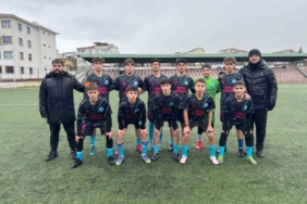 Lider farklı kazandı