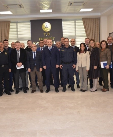 Edremit’te İlçe İdare Şube Başkanları toplantısı gerçekleştirildi
