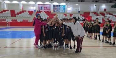 Bilecik’te küçük erkekler voleybol müsabakaları tamamlandı